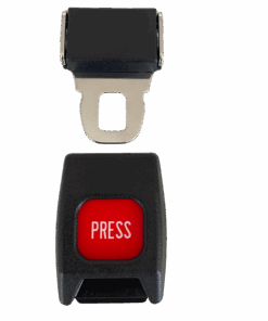 Ein großes Metallschloss mit Einrastvorrichtung und einem traditionellen Knopf zum öffnen - offen