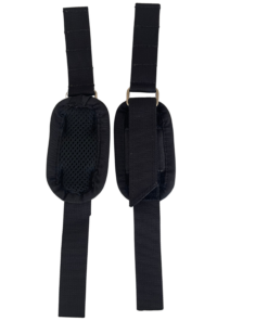 Ein Fußriemen mit Klettverschluss, Polsterpad und einer Umlenkrolle - Vorder-und Rückseite