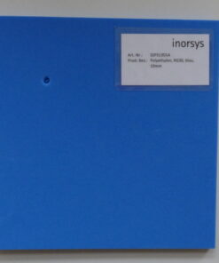 Ein blaues quadratisches Stück Polyethylen